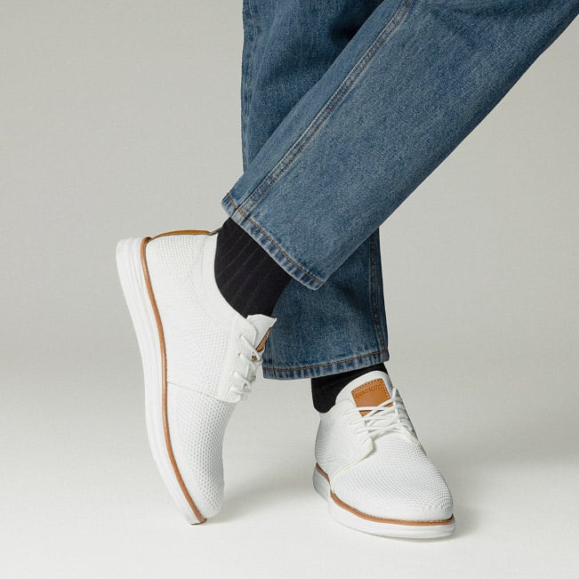 SHOP CLASSIC OXFORDS