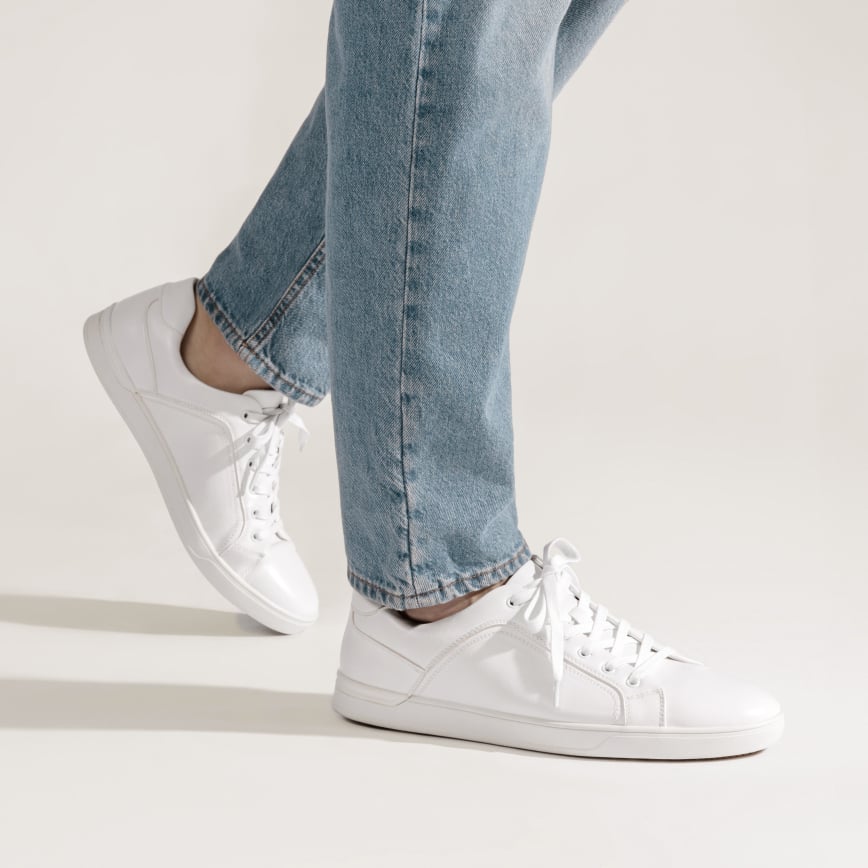 FASHION SNEAKERS