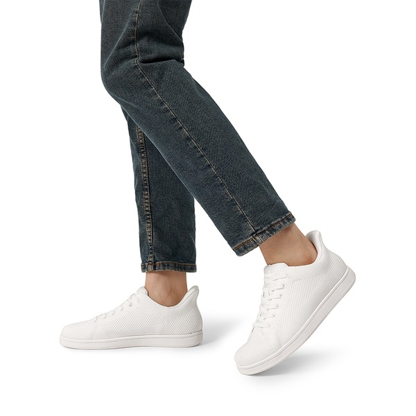 8 Comfy Nurse Shoes for Long & Hectic Shifts-Dream Pairs