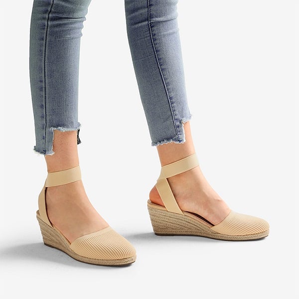 Nude small wedges best sale