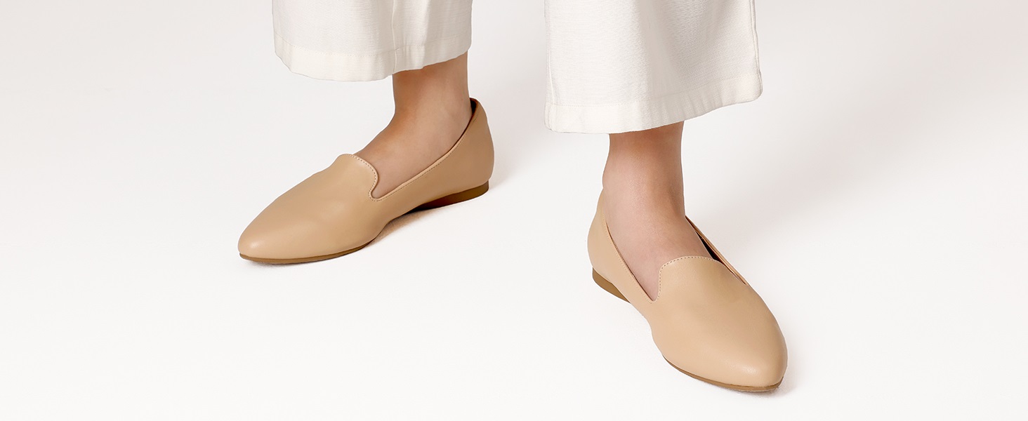 10 Stunning Ways To Wear Flats For Women