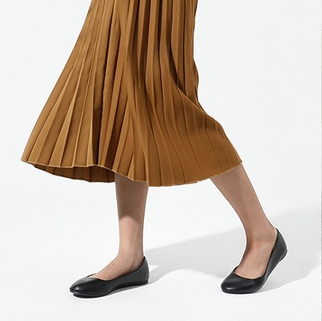 comfortable black flats for women
