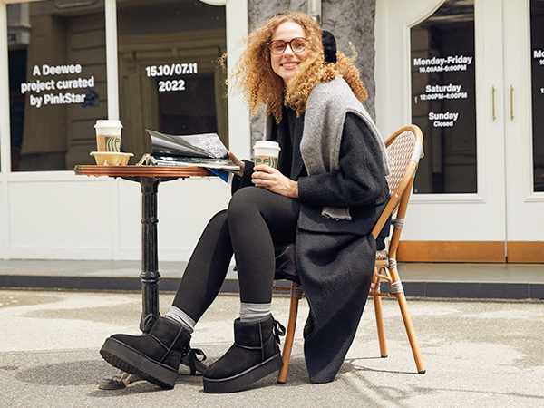 7 Stylish Ways to Wear Suede Boots for Women