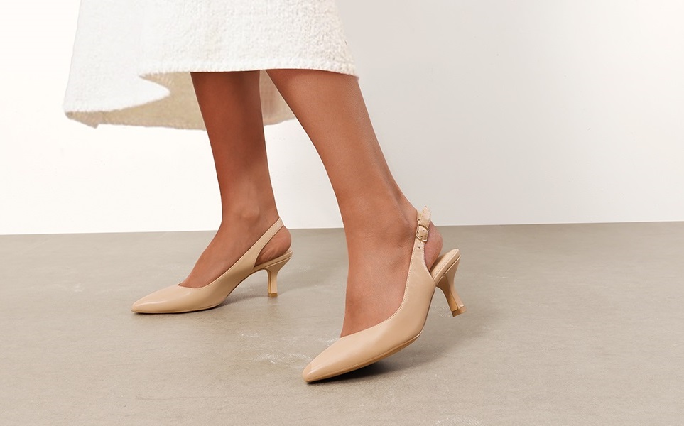 7 Stupendous Ways To Wear Low Heel Dress Shoes For Women