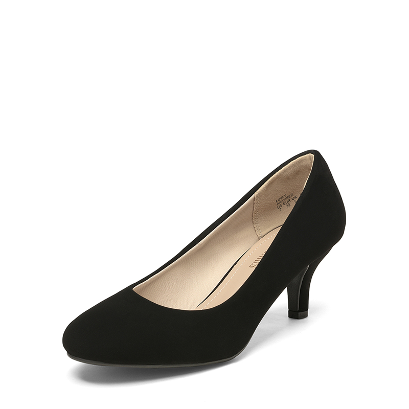 Wide width round toe pumps top