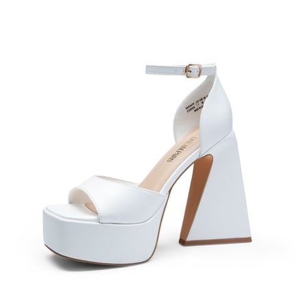 White closed toe platform heels 2025