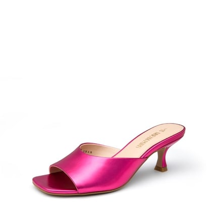 Light pink low heel shoes discount