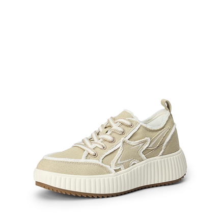 platform sneakers fashion