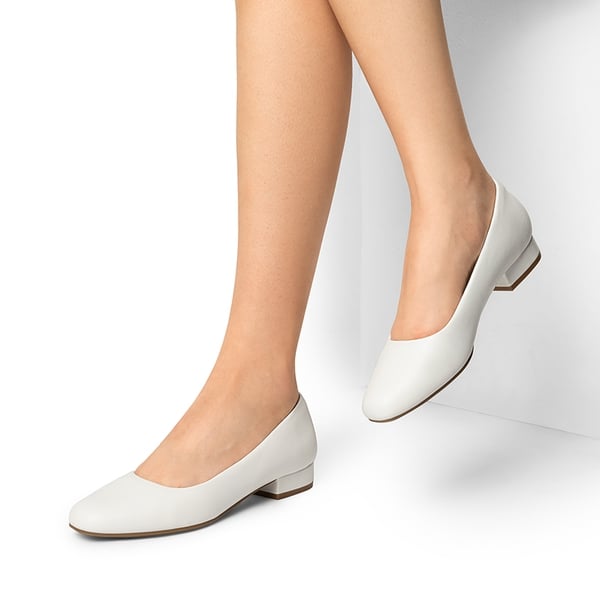 Classic Low Block Heel Slip-On Pumps - WHITE-PU - 2