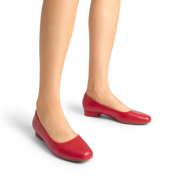 Classic Low Block Heel Slip-On Pumps - RED-PU - 1