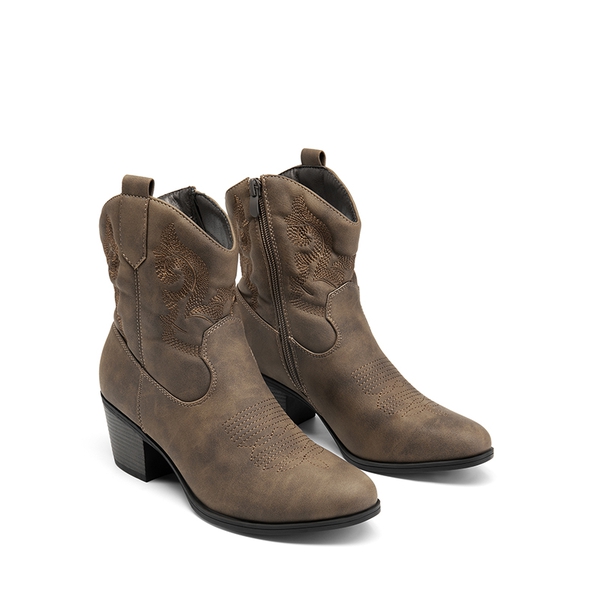 Embroidered Low Heel Cowgirl Ankle Boots - CAMEL - 7