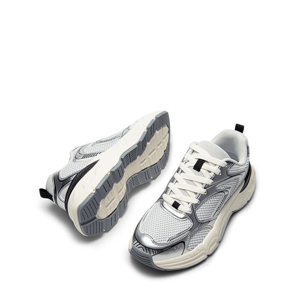 [Celi] Y2K-inspired Fashionable Mesh Walking Sneakers - SILVER - 4