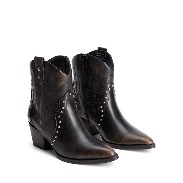 Studded Chic Cowgirl Ankle Boots  - BROWN - 6