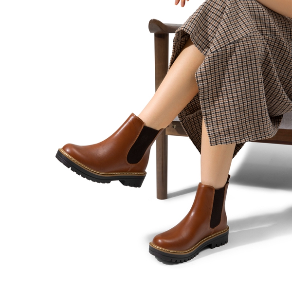 Lug Sole Chelsea Boots - BROWN - 2