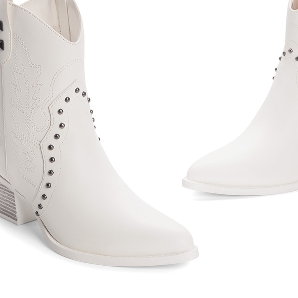 Studded Chic Cowgirl Ankle Boots  - WHITE - 7