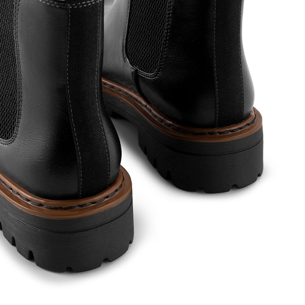 Lug Sole Chelsea Boots - BLACK - 6