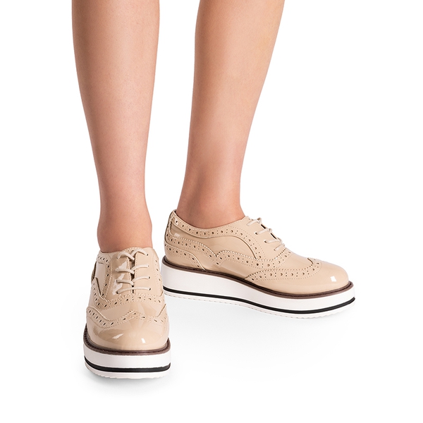 Women’s Wingtip Oxford Sneakers - NUDE-PAT - 2