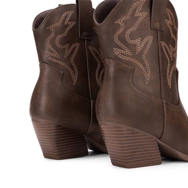 Women’s Vegan Leather Cowgirl Ankle Boots - BROWN - 6