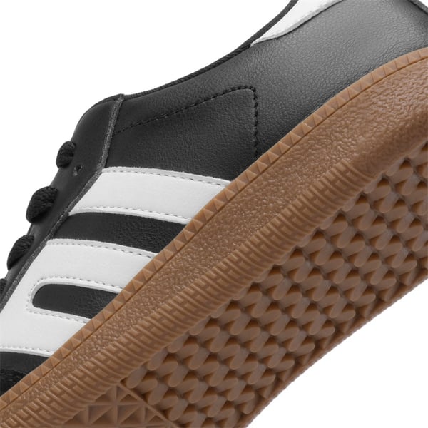 Retro-Inspired Chic Low-Top Sneakers - BLACK - 7