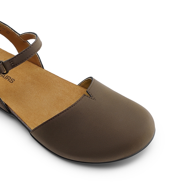 Closed Toe Arch Support Sandals - DARK BROWN - 7