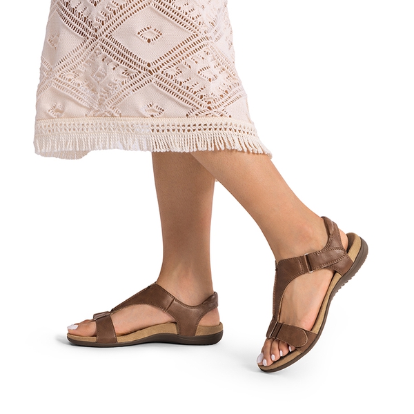 Adjustable Strap Arch Support Flat Sandals - BROWN - 6