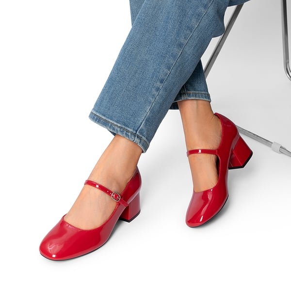 Walking Block Heel Mary Jane Pumps - RED - 5