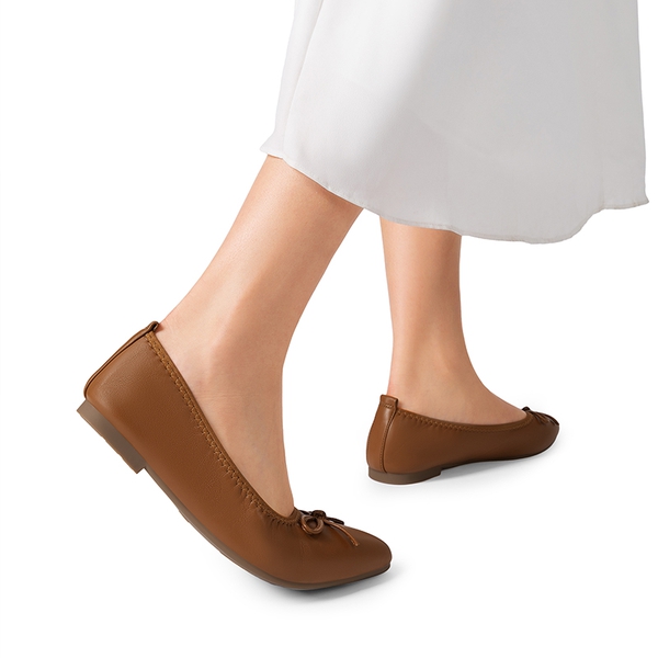 Women's Lightweight Slip-On Ballet Flats - BROWN - 5