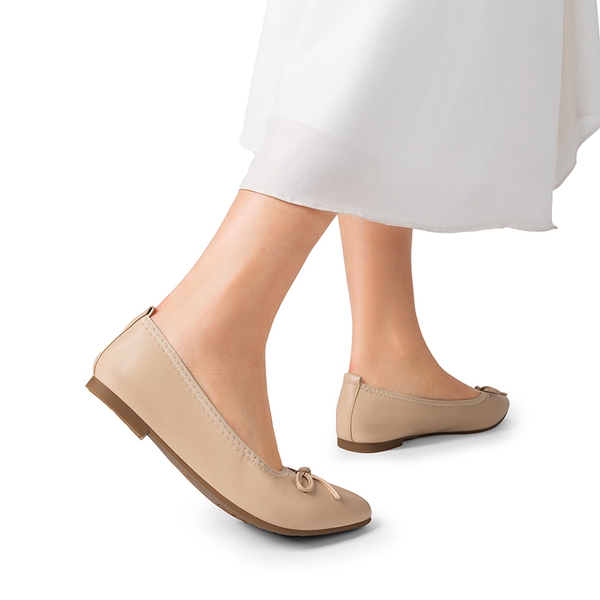 Foldable Pointed Toe Ballet Flats - NUDE - 5