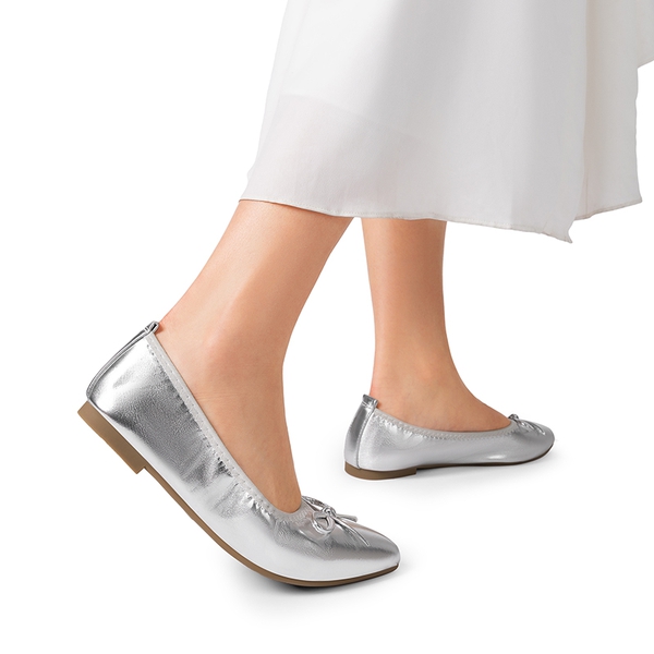 Ascenelle Women's Lightweight Slip-On Ballet Flats - SILVER - 5