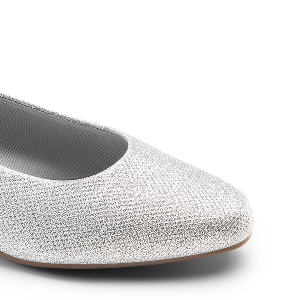 Wide-Toe Slip-On Low Heel Pumps - SILVER - 4