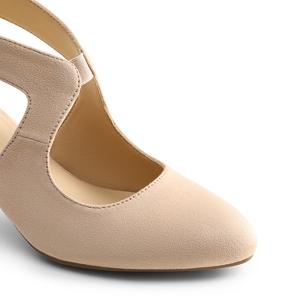 Cutout Pointy Toe Kitten Heel Pumps - NUDE - 4