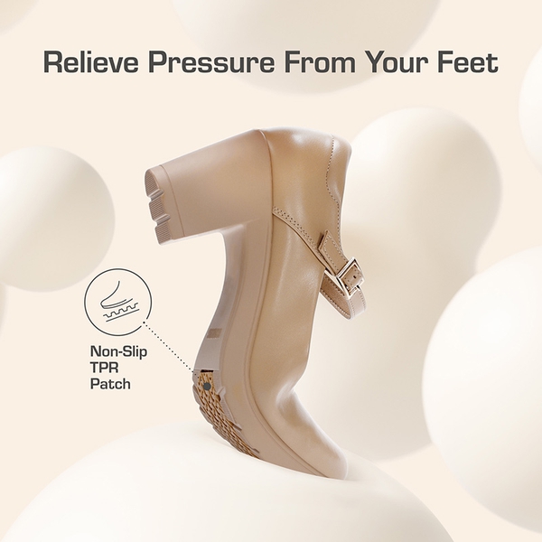 Wide-Toe Classic Mary Jane Pumps - NUDE - 4