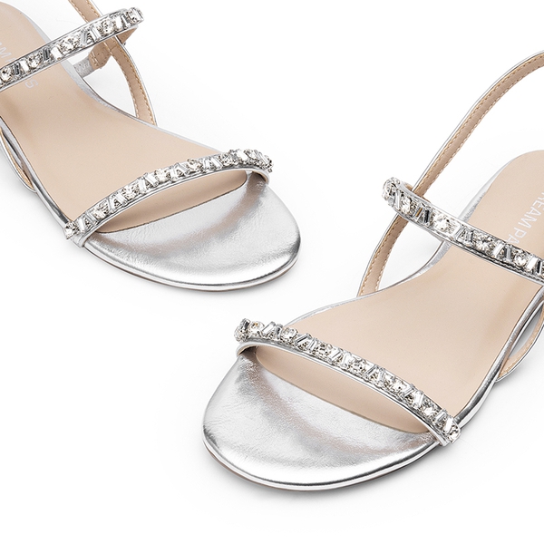 Women’s Rhinestone Flat Summer Sandals - SILVER - 4