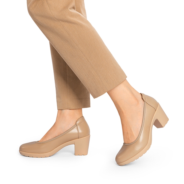 Wide-Toe Arch Support Block Heel Pumps - NUDE - 7