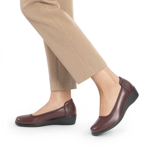 Women's Sustainable Wedge Heel Pumps - BROWN - 7