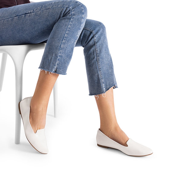 Women's Soft Slip-On Pointed Toe Flats - WHITE - 7