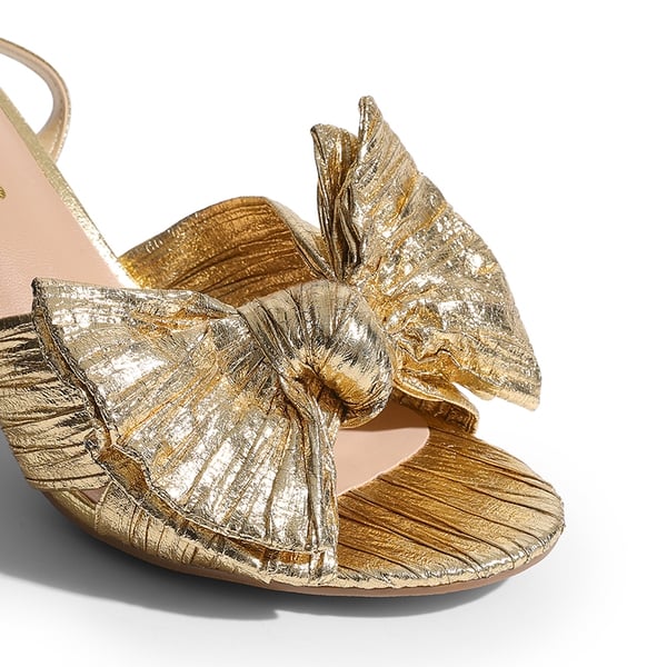 Ankle Strap Bow Block Heel Sandals - GOLD - 4