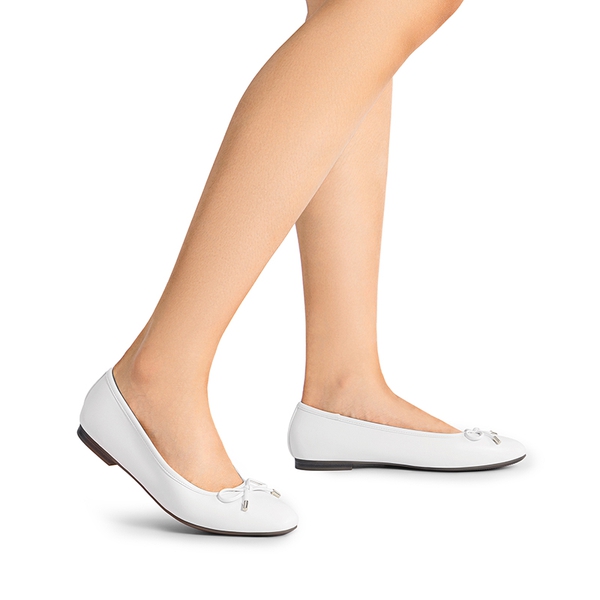Women’s Elegant Pearl Rhinestone Flats - WHITE - 7