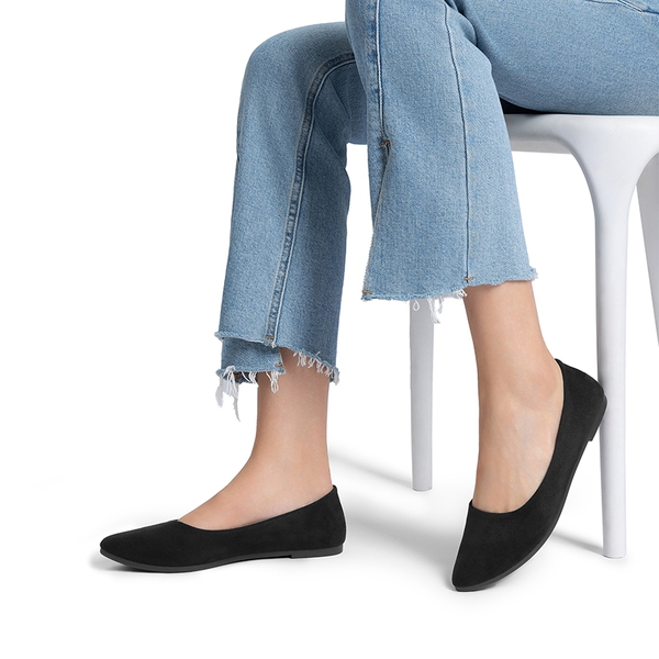 Women’s Pointed Toe Faux Suede Flats - BLACK - 6