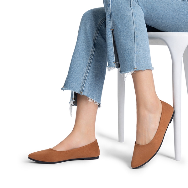 Women’s Pointed Toe Faux Suede Flats - BROWN - 6