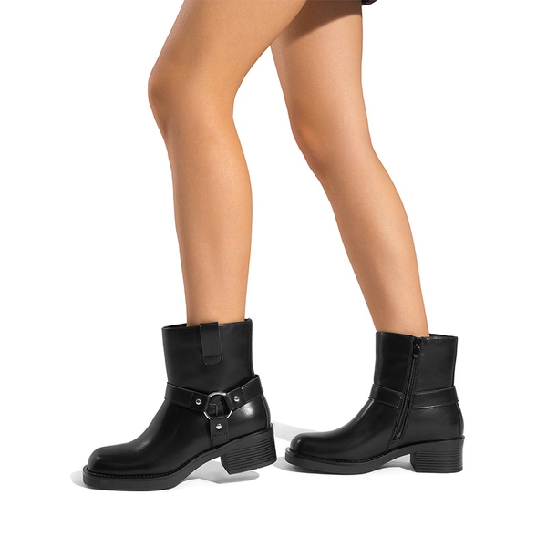 Women’s Rebel-Chic Motorcycle Boots - BLACK - 5