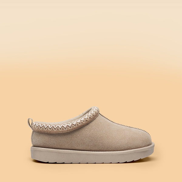 [FuzzyEasy Women's Slip-on] Embroidered Suede Fuzzy Cozy Slippers - SAND - 3