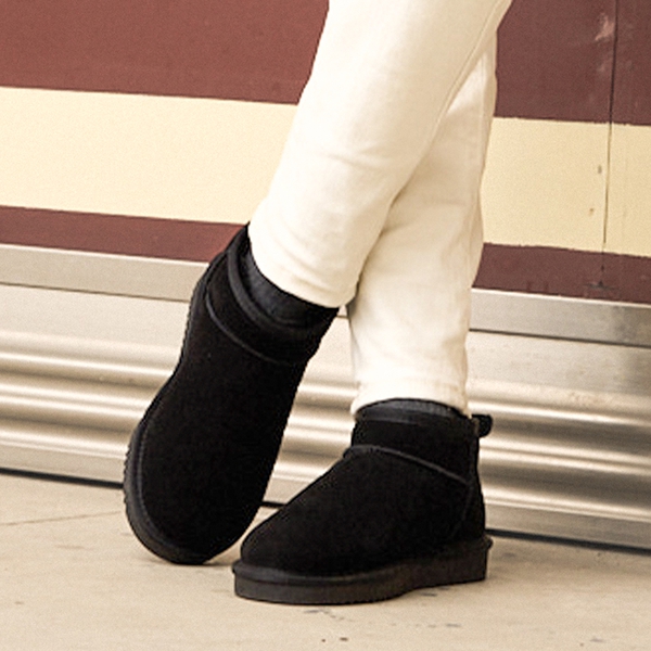 [FuzzyClassic Mini Boot] Splash-Proof Slip-On Suede Snow Boots - BLACK - 3