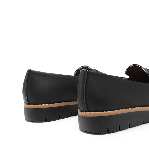 Women’s Classic Vegan Leather Loafers - BLACK-PU - 4