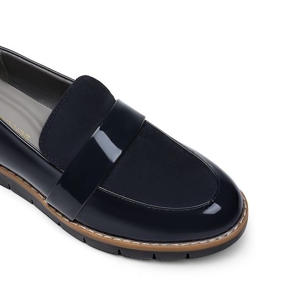Women’s Classic Vegan Leather Loafers - NAVY-PAT - 5