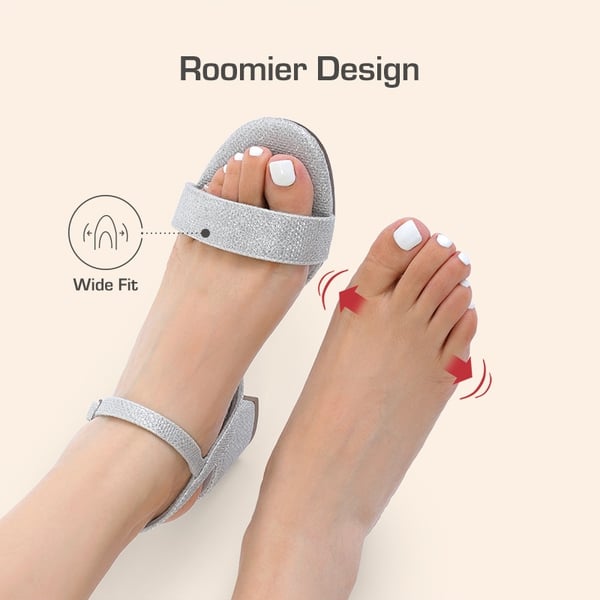 Women’s Wide-Toe Single-Strap Block Heel Sandals - SILVER - 6