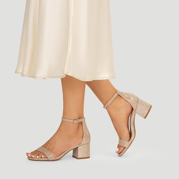 Women’s Wide-Toe Adjustable Buckle Low-Heel Sandals - GOLD - 6