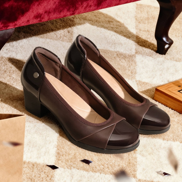 Ascenda Comfortable Low-Heel Memory Foam Pumps - BROWN - 1