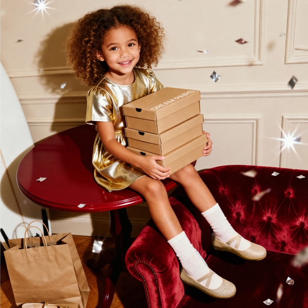 Girl's Elastic Strap Rhinestone Ballerina Flats - GOLD - 1