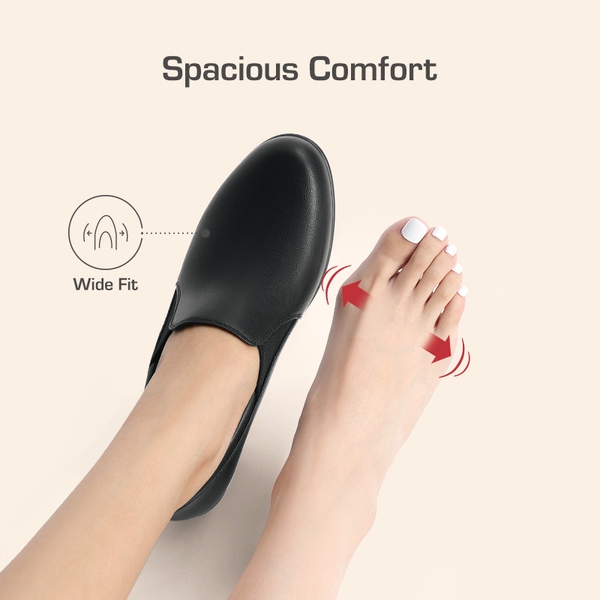 Comfortable Round Toe Block Heel Pumps - BLACK - 7